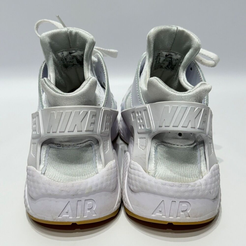 Nike Air Huarache Sneakers Shoes Triple White Gum Soles DR9883-100 Men’s Size 10 - Picture 4 of 8